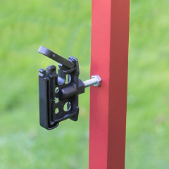 Izolátor k elektrickému ohradníku plochý pro pásku do 40 mm a lanko do 6 mm, metrický závit M6 - 25 ks