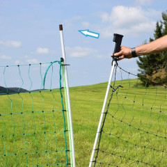 Vchodová branka k elektrické ohradníkové síti, výška 112 cm, šířka 120 cm, dvojitý hrot
